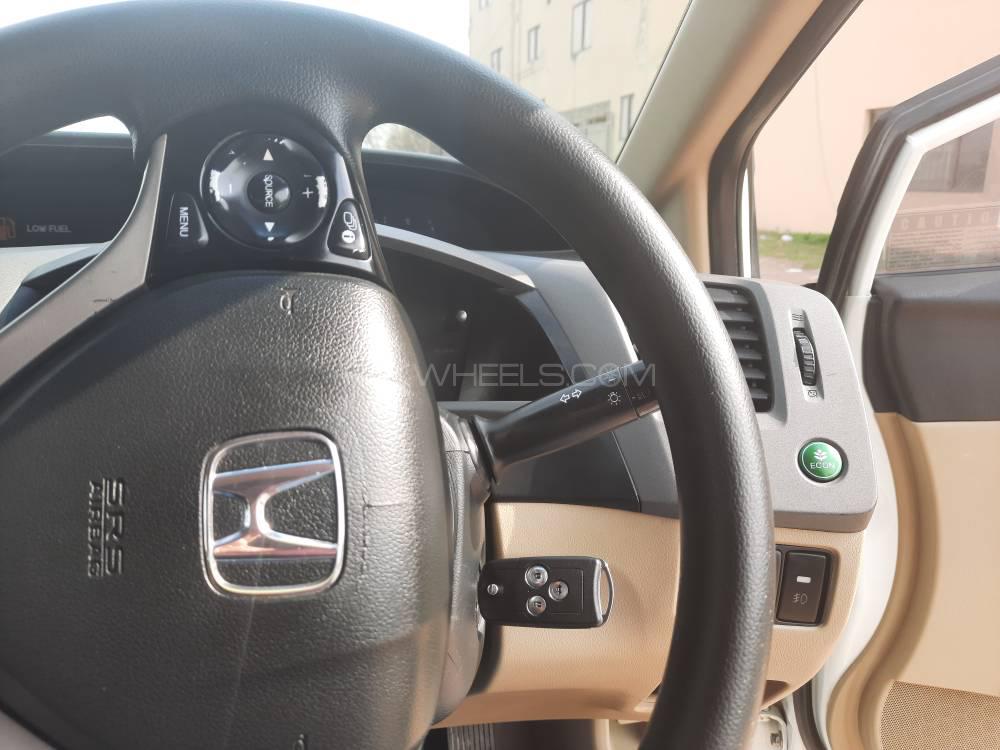 Honda Civic 2014 for Sale in Islamabad Honda Civic 2014 for Sale in Islamabad Image-13
