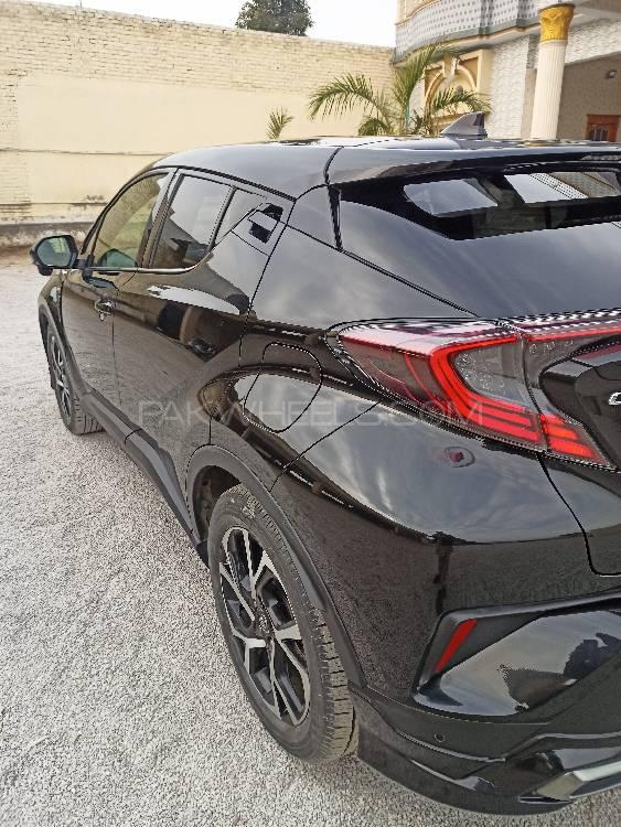 Toyota C-HR 2017 for Sale in Islamabad Toyota C-HR 2017 for Sale in Islamabad Image-8