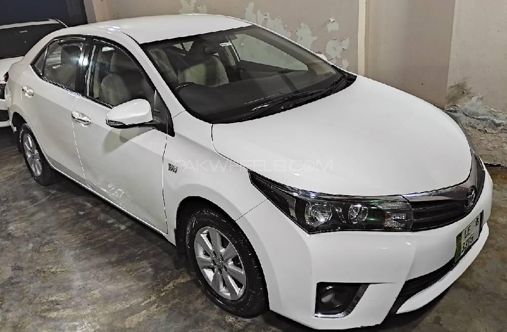 Toyota Corolla 2016 for Sale in Lahore Image-1