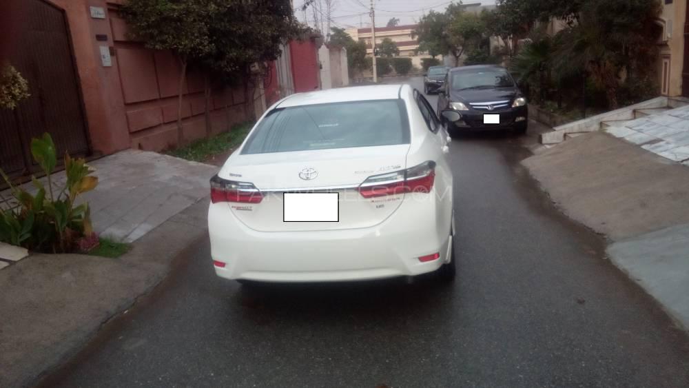 Toyota Corolla 2019 for Sale in Peshawar Toyota Corolla 2019 for Sale in Peshawar Image-3