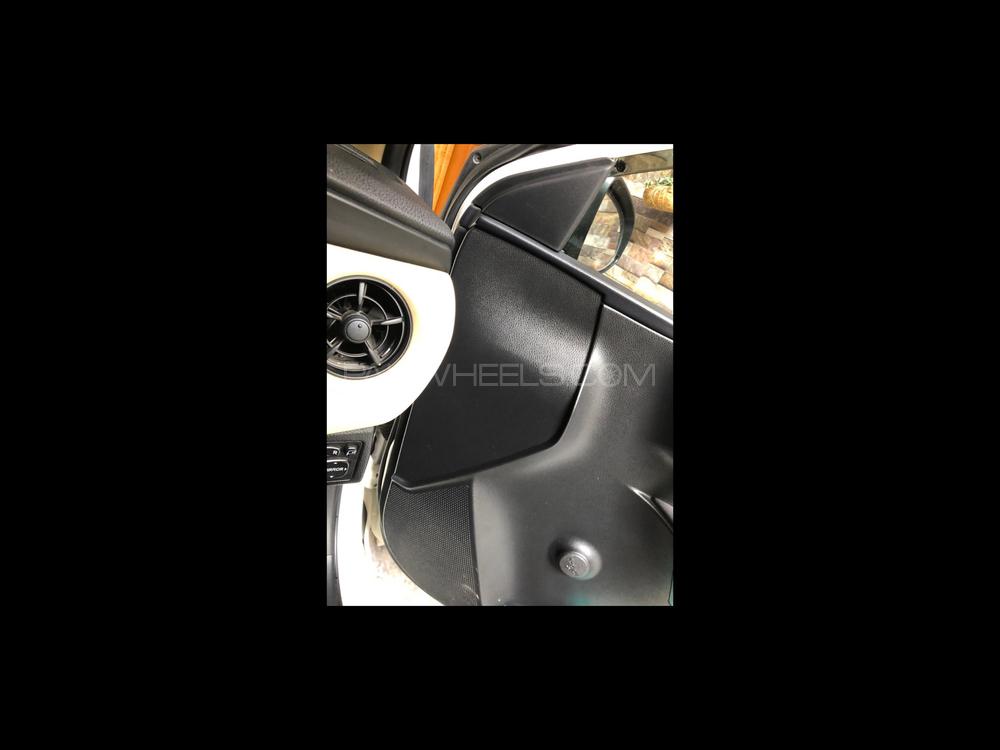 Toyota Corolla 2019 for Sale in Lahore Toyota Corolla 2019 for Sale in Lahore Image-10