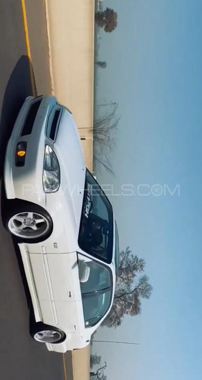 ہونڈا سوک - 1999  ہونڈا سوک - 1999  Image-2