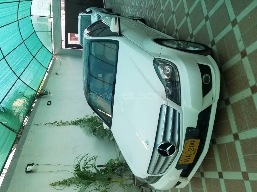 مرسڈیز بینز سی کلاس 2011 for Sale in کراچی مرسڈیز بینز سی کلاس 2011 for Sale in کراچی Image-6
