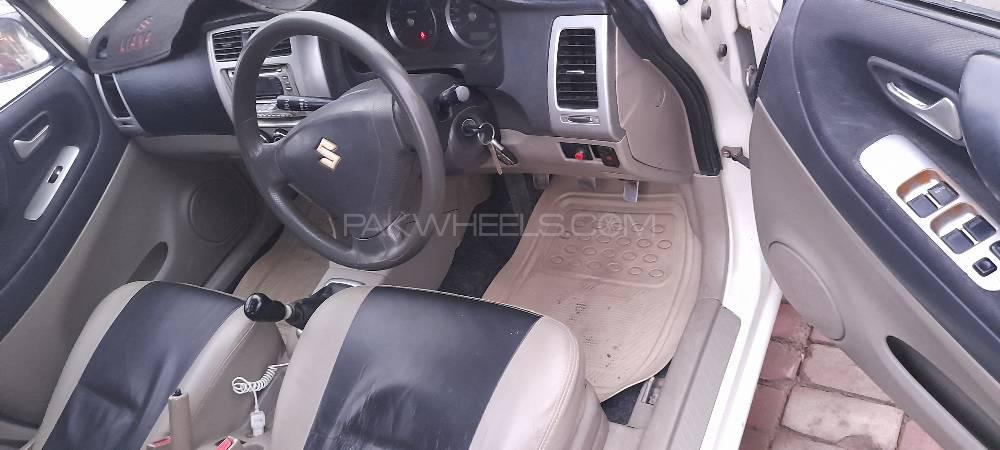 Suzuki Liana 2006 for Sale in Gujranwala Suzuki Liana 2006 for Sale in Gujranwala Image-12