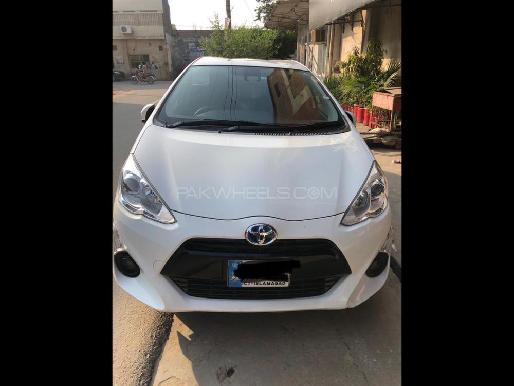 Toyota Aqua 2016 for Sale in Faisalabad Image-1