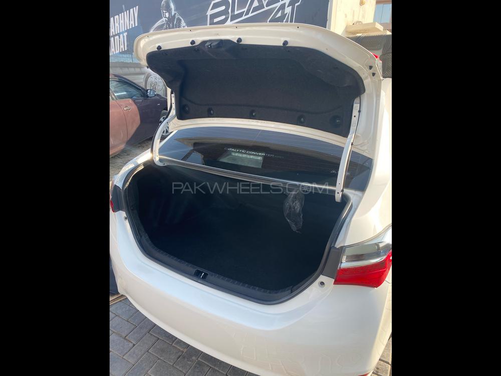Toyota Corolla 2019 for Sale in Multan Toyota Corolla 2019 for Sale in Multan Image-4
