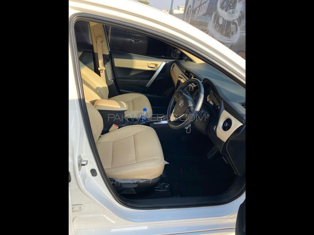 Toyota Corolla 2019 for Sale in Multan Toyota Corolla 2019 for Sale in Multan Image-3