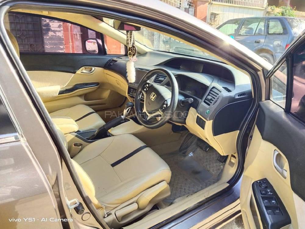 Honda Civic 2013 for Sale in Karachi Honda Civic 2013 for Sale in Karachi Image-11