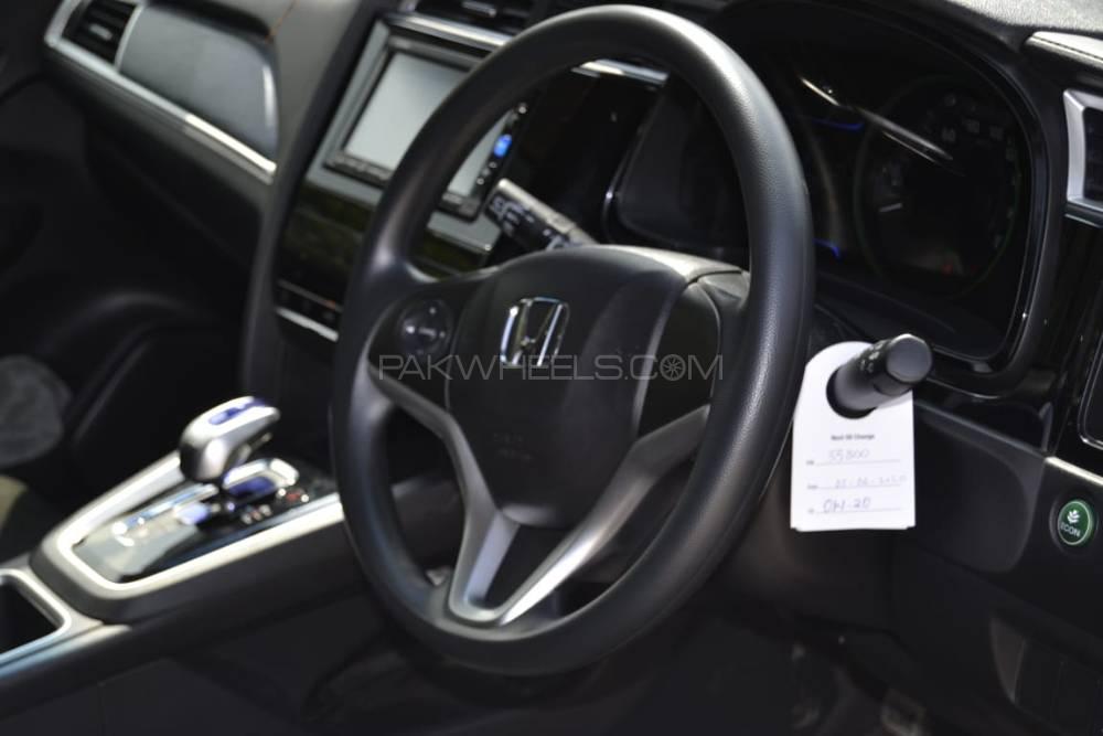 Honda Fit 2016 for Sale in Islamabad Honda Fit 2016 for Sale in Islamabad Image-7