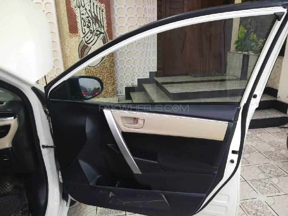 Toyota Corolla 2016 for Sale in Gujranwala Toyota Corolla 2016 for Sale in Gujranwala Image-3