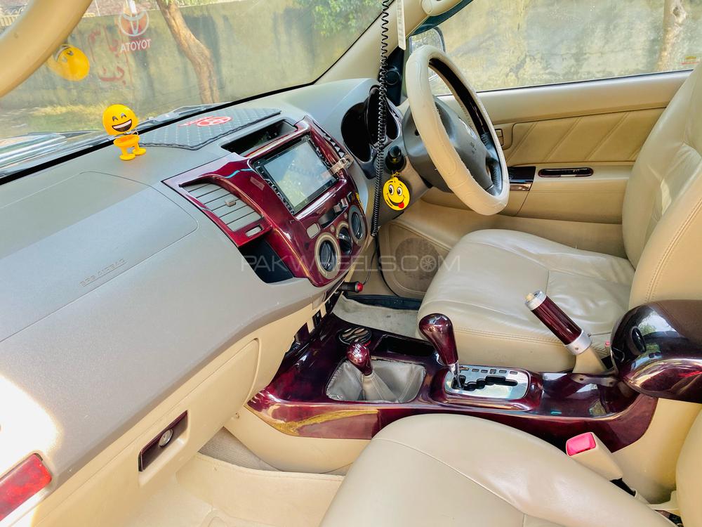 ٹویوٹا ہائیلکس 2014 for Sale in سیالکوٹ ٹویوٹا ہائیلکس 2014 for Sale in سیالکوٹ Image-11