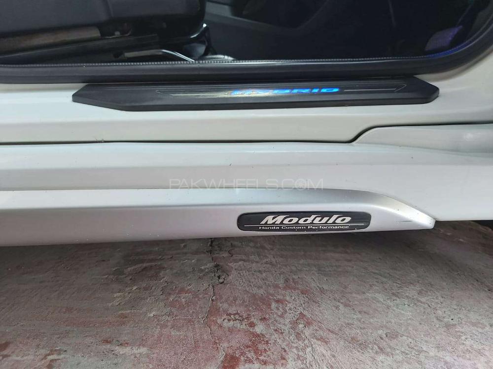 Honda Vezel 2015 for Sale in Multan Honda Vezel 2015 for Sale in Multan Image-5