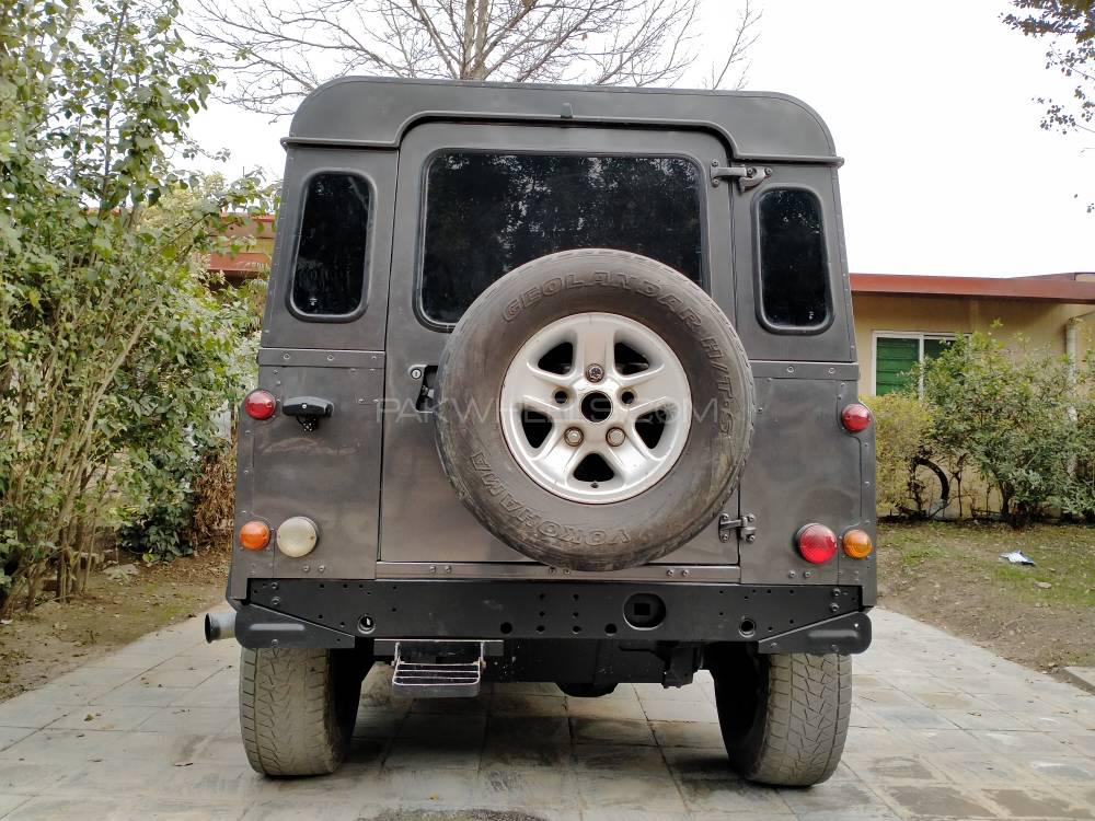 لینڈ روور ڈیفنڈر 2005 for Sale in اسلام آباد لینڈ روور ڈیفنڈر 2005 for Sale in اسلام آباد Image-2