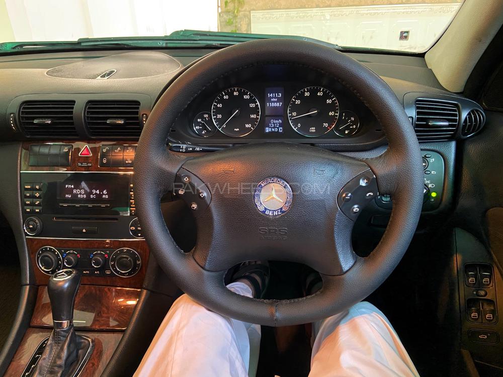 Mercedes Benz C Class 2006 for Sale in Peshawar Mercedes Benz C Class 2006 for Sale in Peshawar Image-8