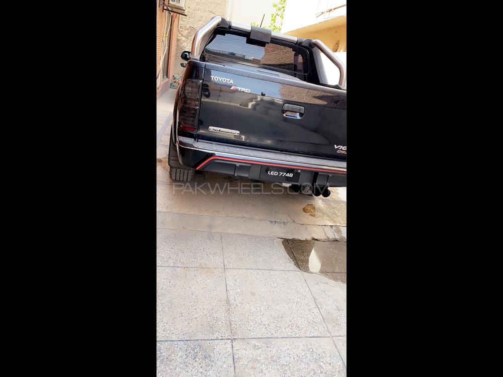 Toyota Hilux 2016 for Sale in Multan Toyota Hilux 2016 for Sale in Multan Image-2