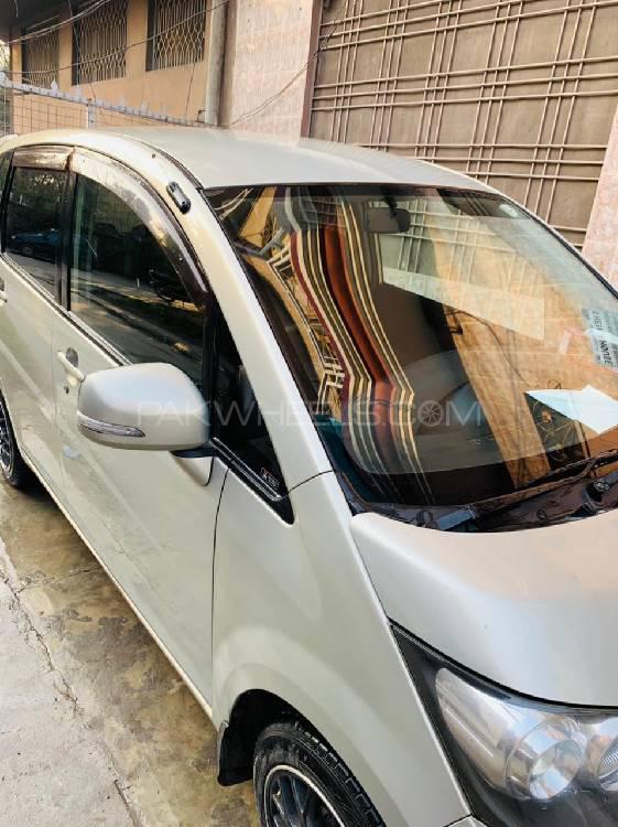 Daihatsu Move 2007 for Sale in Lahore Daihatsu Move 2007 for Sale in Lahore Image-2