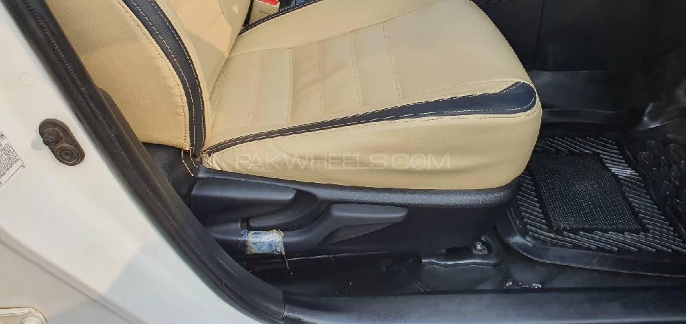 Toyota Corolla 2019 for Sale in Sahiwal Toyota Corolla 2019 for Sale in Sahiwal Image-19