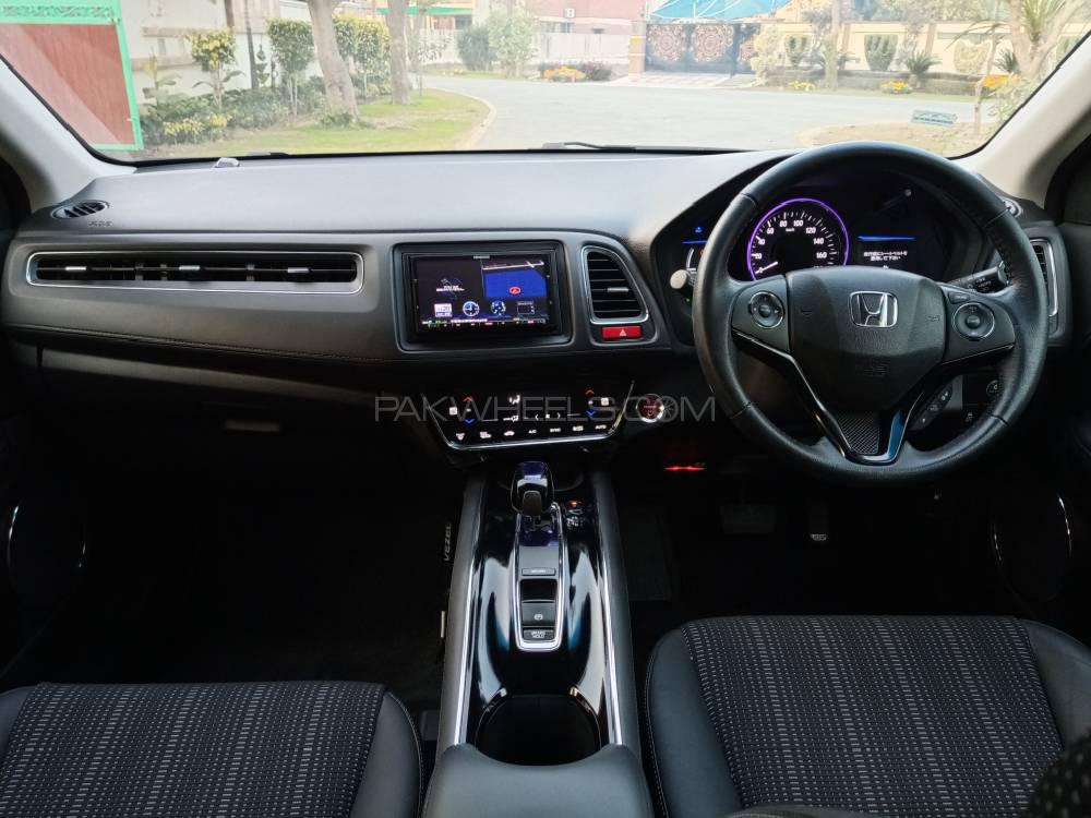 ہونڈا ویزِل 2015 for Sale in لاہور ہونڈا ویزِل 2015 for Sale in لاہور Image-9