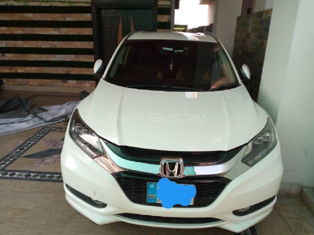 Honda Vezel 2015 for Sale in Gujranwala Image-1