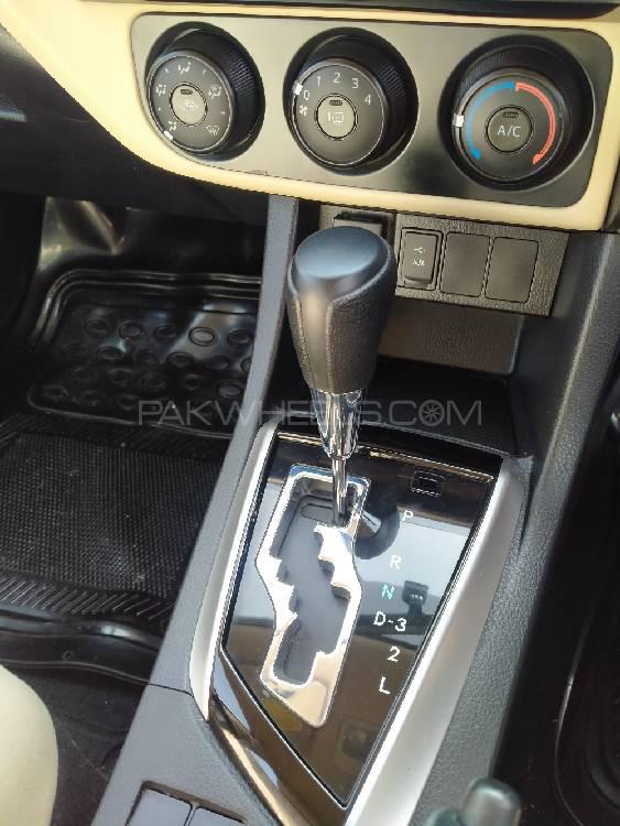 Toyota Corolla 2019 for Sale in Multan Toyota Corolla 2019 for Sale in Multan Image-9