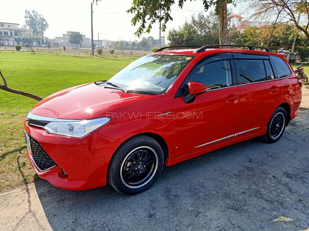 Toyota Corolla Fielder 2015 for Sale in Lahore Toyota Corolla Fielder 2015 for Sale in Lahore Image-4