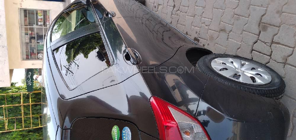 Toyota Vitz 2013 for Sale in Lahore Toyota Vitz 2013 for Sale in Lahore Image-3