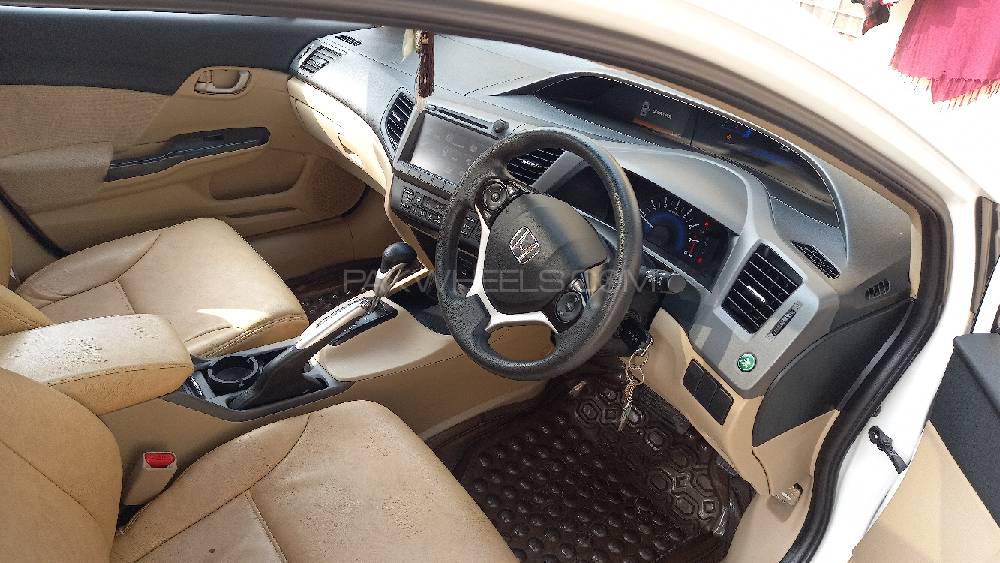 Honda Civic 2014 for Sale in Lahore Honda Civic 2014 for Sale in Lahore Image-11