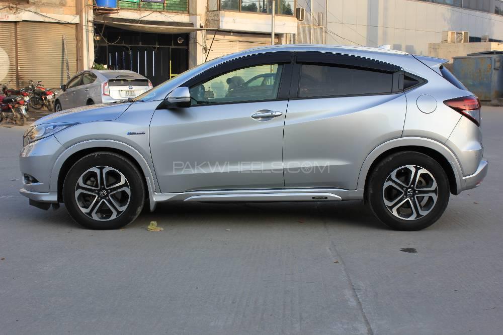 Honda Vezel 2014 for Sale in Islamabad Honda Vezel 2014 for Sale in Islamabad Image-3