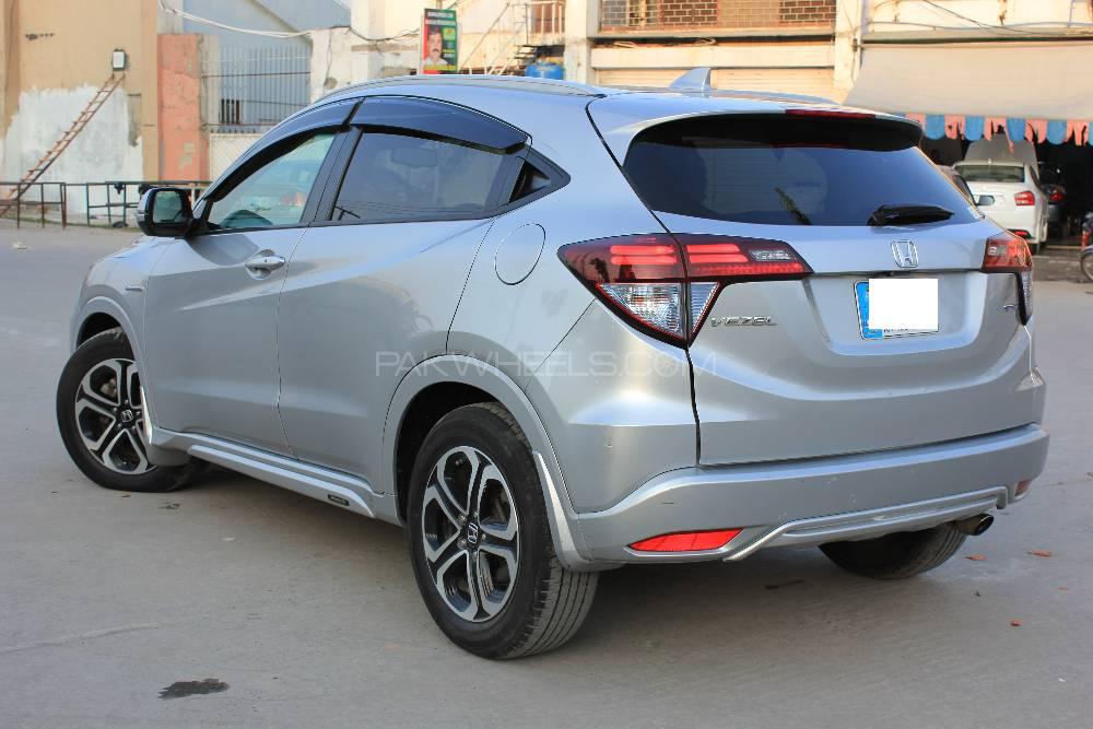 Honda Vezel 2014 for Sale in Islamabad Honda Vezel 2014 for Sale in Islamabad Image-18