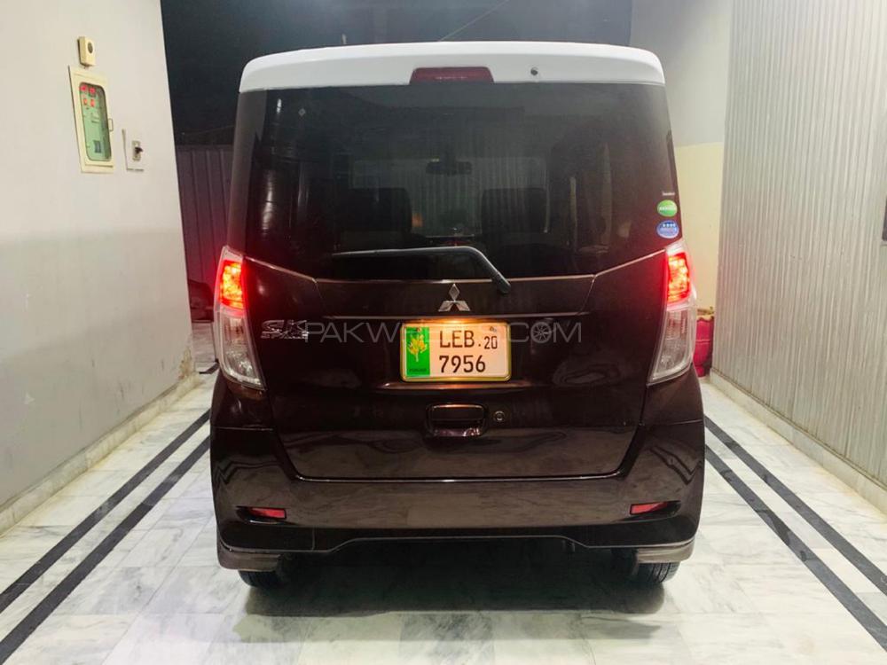 Mitsubishi EK Space Custom 2018 for Sale in Lahore Mitsubishi EK Space Custom 2018 for Sale in Lahore Image-2