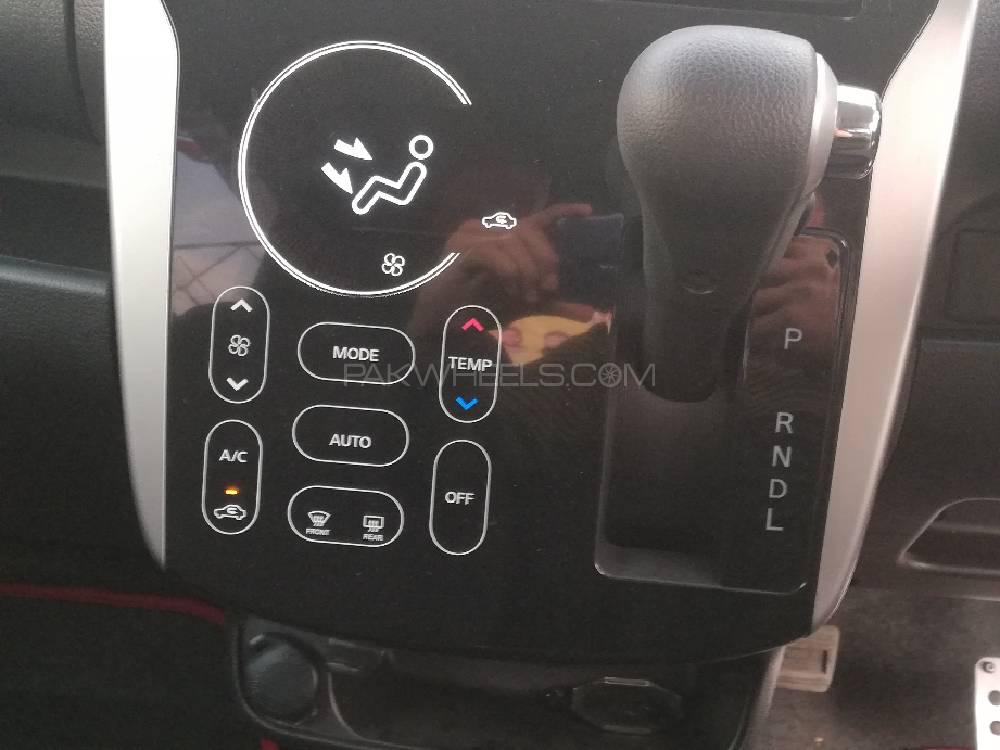 Nissan Dayz Highway Star 2017 for Sale in Rawalpindi Nissan Dayz Highway Star 2017 for Sale in Rawalpindi Image-13