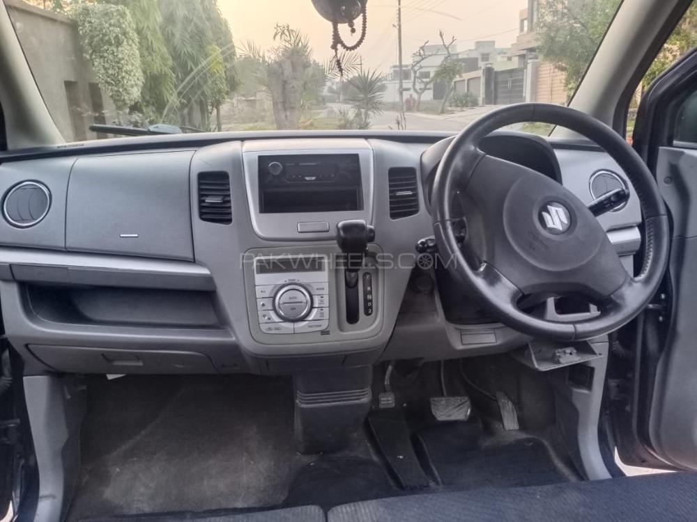 Suzuki Wagon R 2015 for Sale in Lahore Suzuki Wagon R 2015 for Sale in Lahore Image-4
