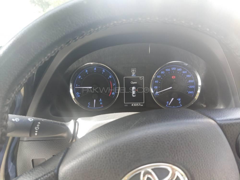 Toyota Corolla 2017 for Sale in Karachi Toyota Corolla 2017 for Sale in Karachi Image-6