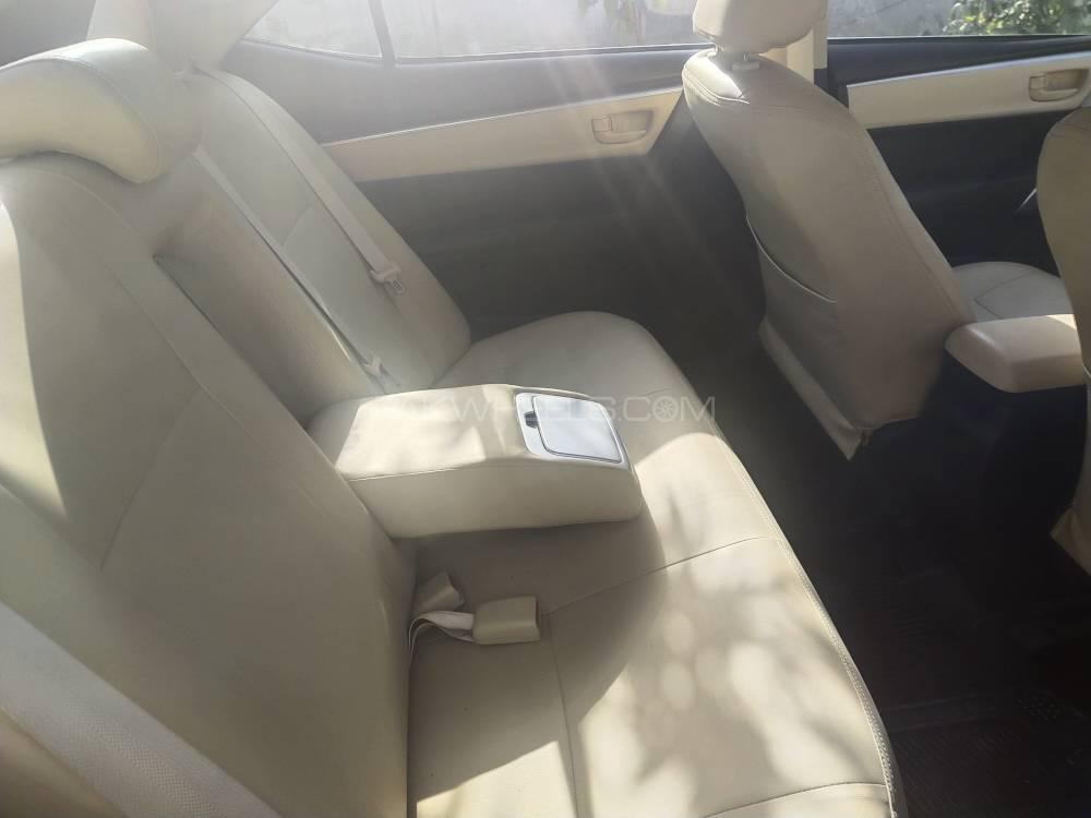 Toyota Corolla 2017 for Sale in Karachi Toyota Corolla 2017 for Sale in Karachi Image-7