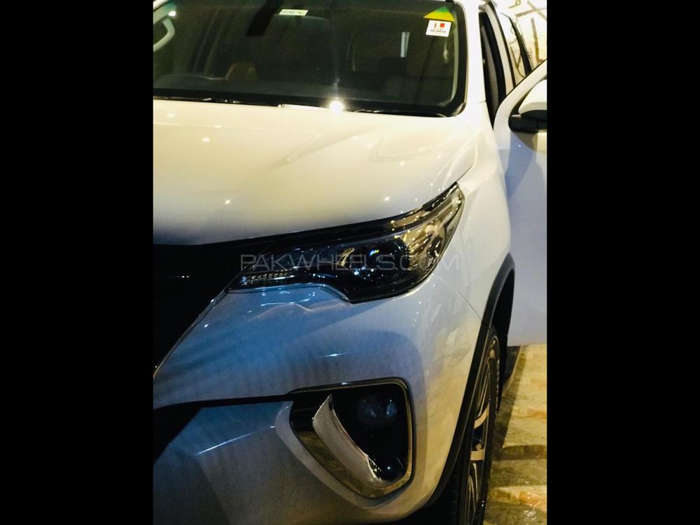 Toyota Fortuner 2017 for Sale in Lahore Toyota Fortuner 2017 for Sale in Lahore Image-4