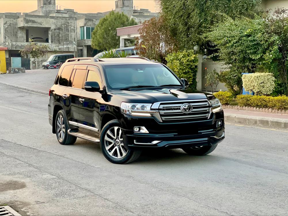 Toyota Land Cruiser 2016 for Sale in Islamabad Toyota Land Cruiser 2016 for Sale in Islamabad Image-2