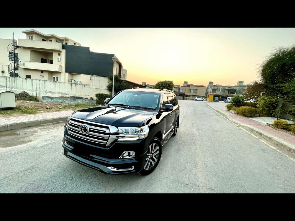 Toyota Land Cruiser 2016 for Sale in Islamabad Toyota Land Cruiser 2016 for Sale in Islamabad Image-9