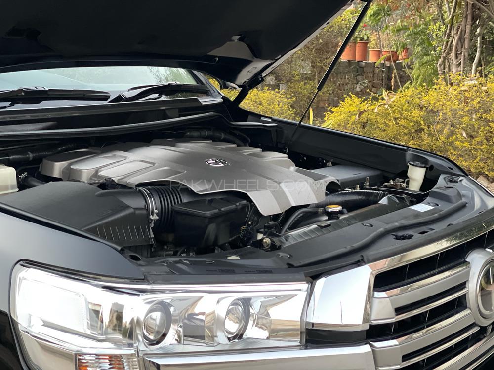 Toyota Land Cruiser 2016 for Sale in Islamabad Toyota Land Cruiser 2016 for Sale in Islamabad Image-18