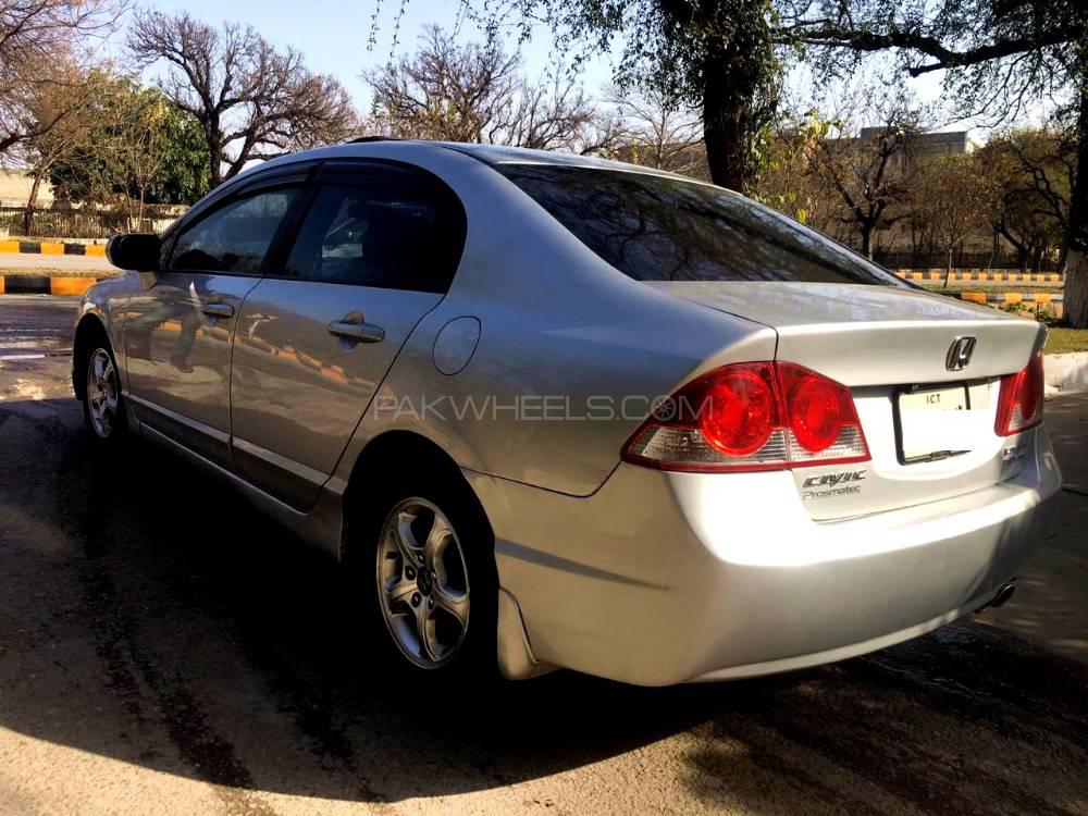ہونڈا سوک 2011 for Sale in اسلام آباد ہونڈا سوک 2011 for Sale in اسلام آباد Image-2
