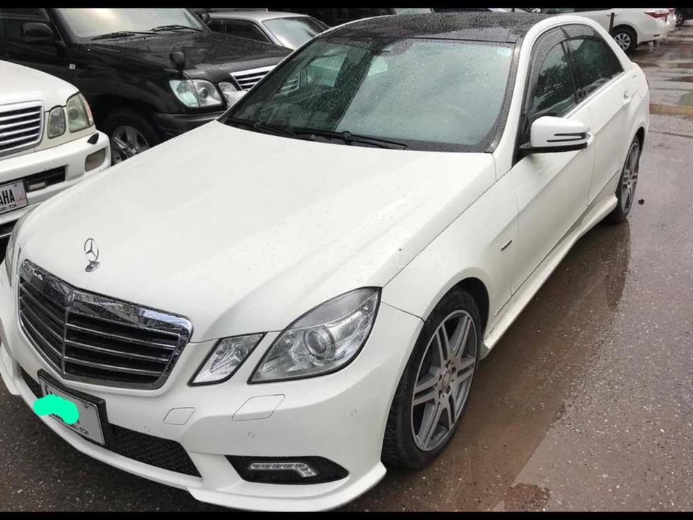 Mercedes Benz E Class 2011 for Sale in Peshawar Image-1