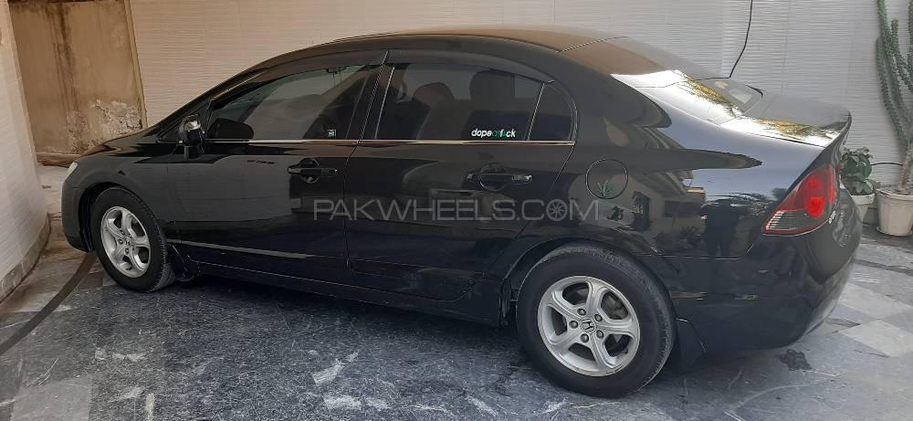 Honda Civic 2011 for Sale in Lahore Image-1