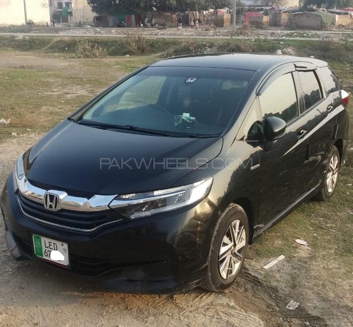 Honda Fit Shuttle Hybrid 15 For Sale In Lahore Pakwheels