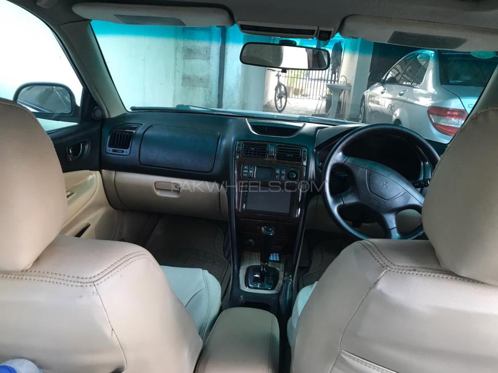 مٹسوبیشی گلینٹ 2006 for Sale in لاہور مٹسوبیشی گلینٹ 2006 for Sale in لاہور Image-8