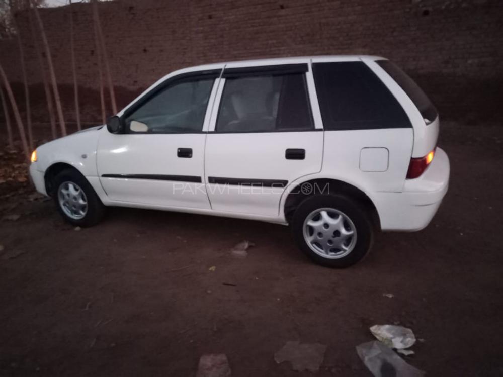 Suzuki Cultus 2005 for Sale in Peshawar Image-1