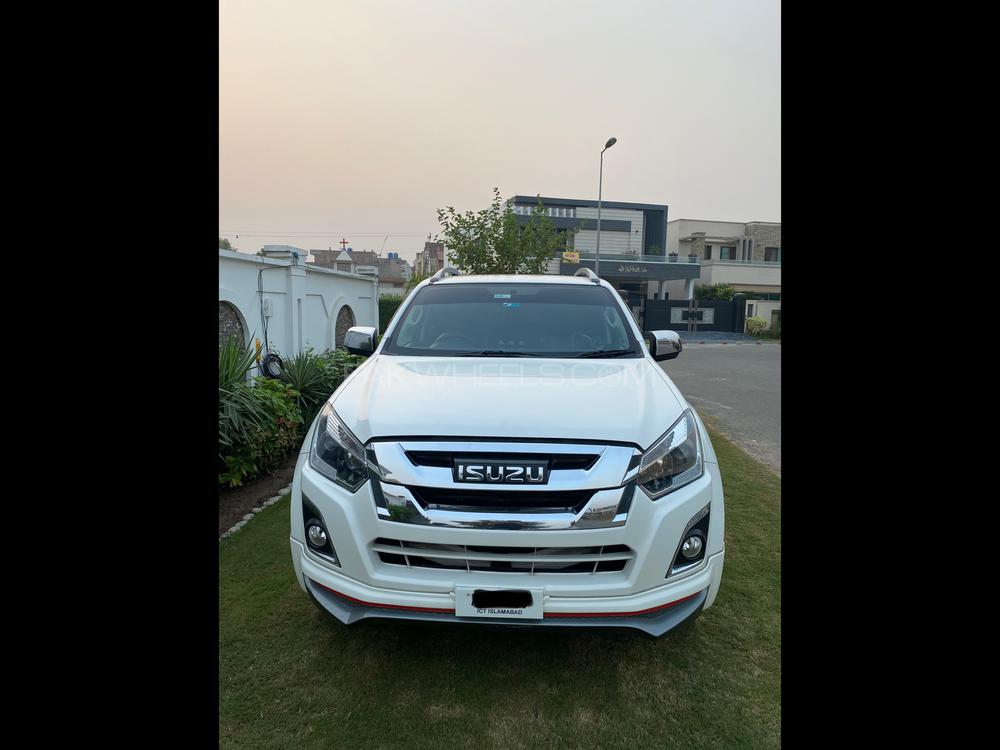 Isuzu D-Max 2019 for Sale in Lahore Image-1