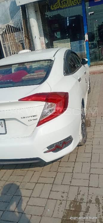 Honda Civic 2018 for Sale in Sheikhupura Honda Civic 2018 for Sale in Sheikhupura Image-4