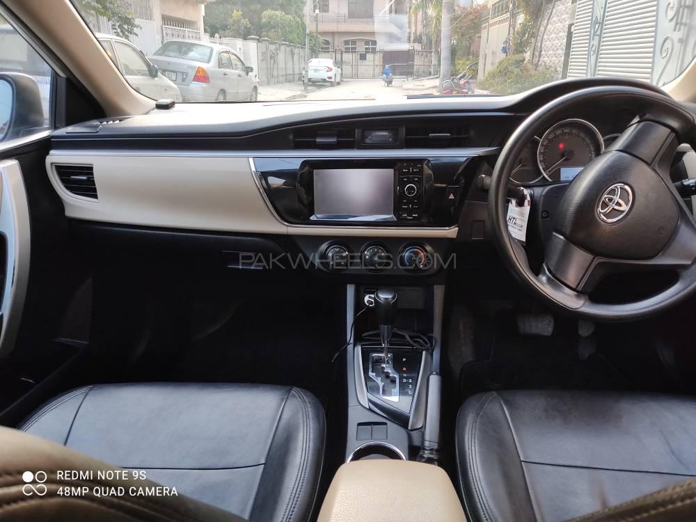 Toyota Corolla 2014 for Sale in Lahore Toyota Corolla 2014 for Sale in Lahore Image-5
