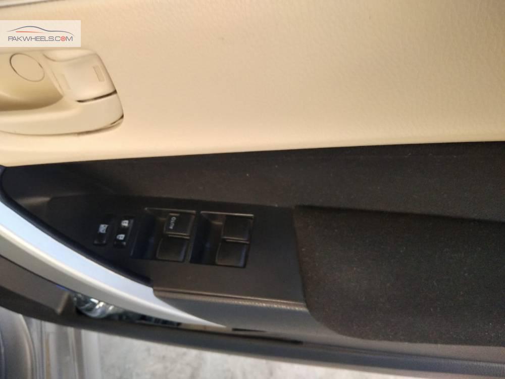 Toyota Corolla 2018 for Sale in Islamabad Toyota Corolla 2018 for Sale in Islamabad Image-6