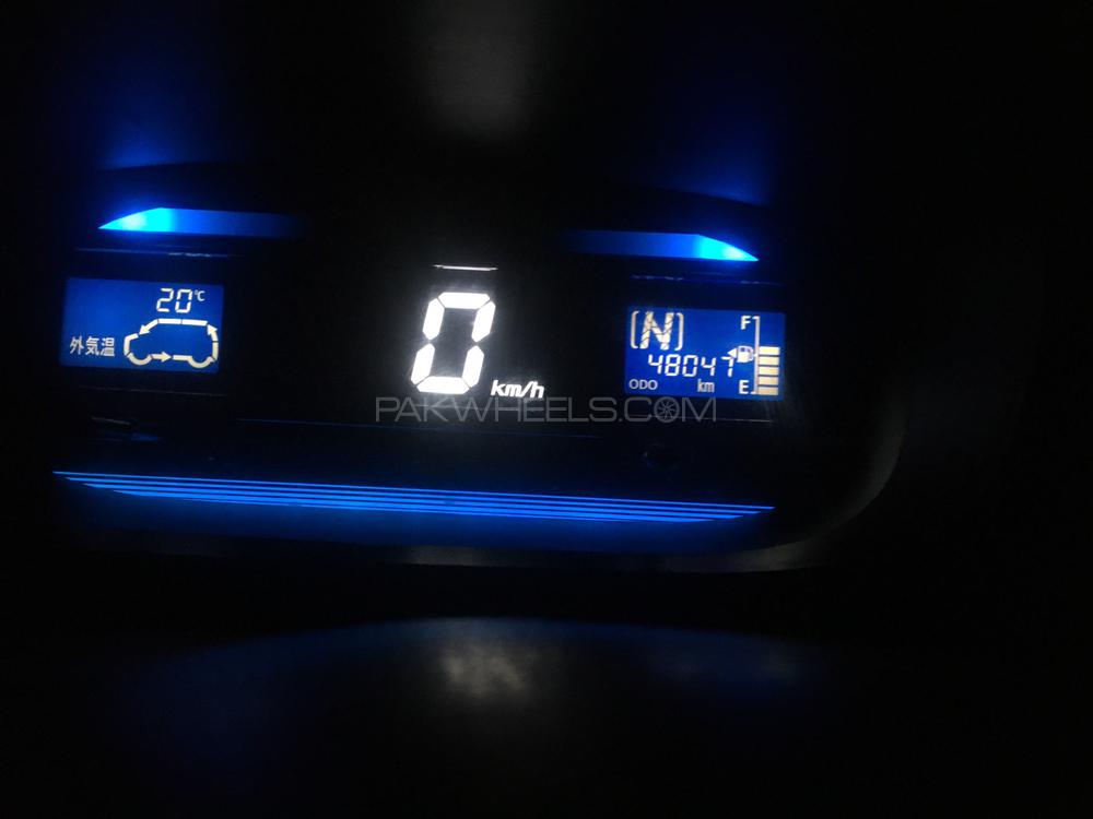 Toyota Pixis Epoch 2014 for Sale in Sahiwal Image-1