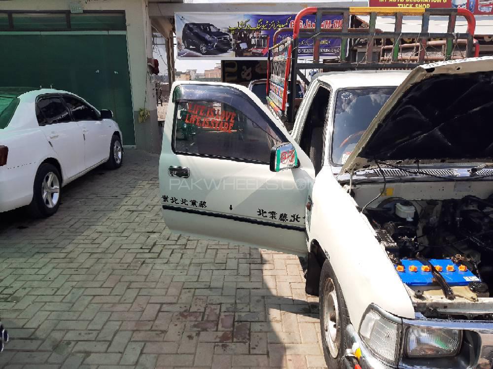 Toyota Pickup 1990 for Sale in Peshawar Toyota Pickup 1990 for Sale in Peshawar Image-6